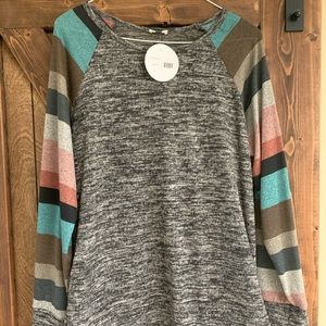 Egsi striped top! Very pretty NWT